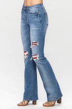 Load image into Gallery viewer, Pretty in Plaid Bootcut Judy Blue