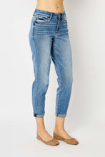 Load image into Gallery viewer, Midrise Cuffed Slim Judy Blue 👖